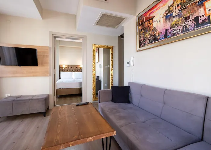 Lavin & * Стамбул