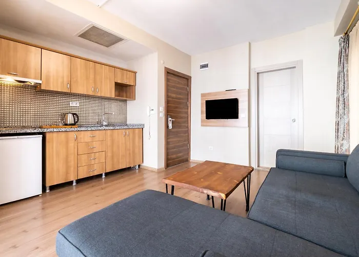 Lavin & * Стамбул